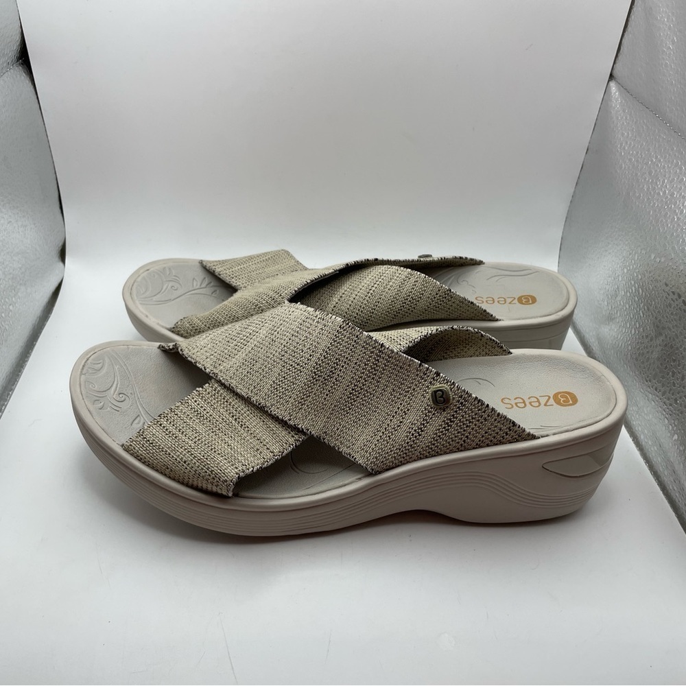 Bzees Desire women’s crisscross tan wedge sandals size 9.5